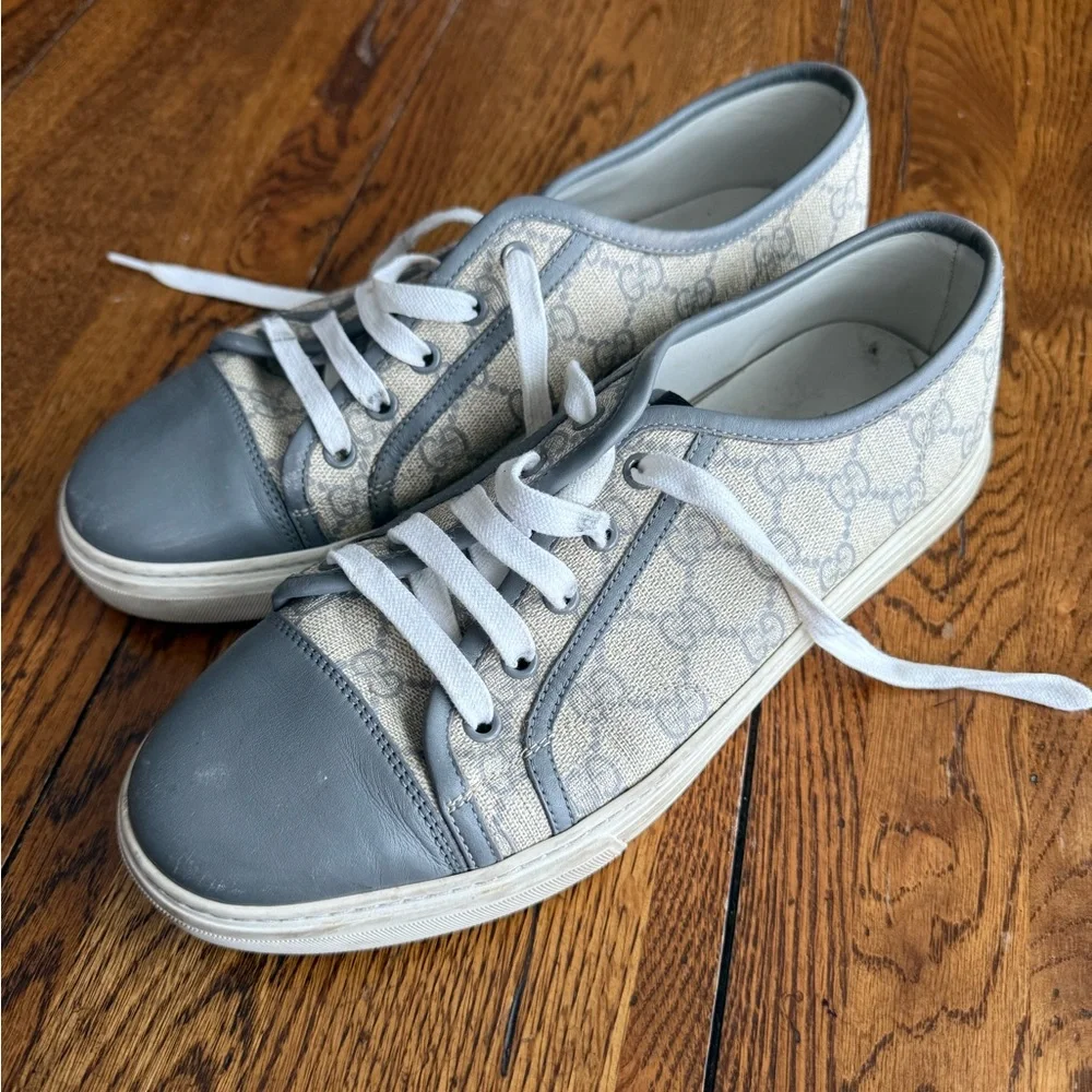 Gucci GG Supreme Canvas Low ‘Beige Gray’ Sneakers